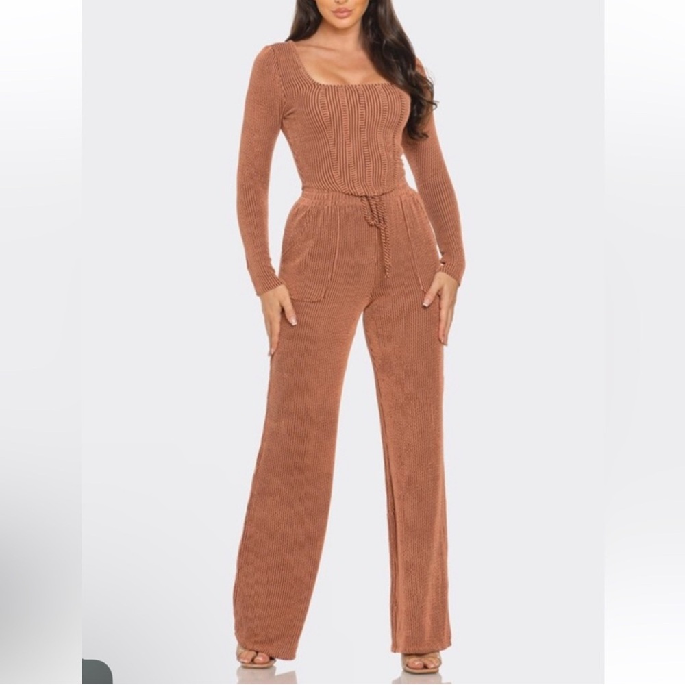⭐️NEW⭐️Rust Two Piece Long Sleeve Pant Set